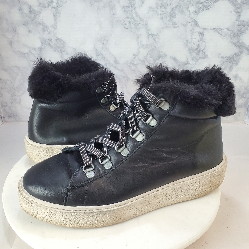 Victoria 7.5 Black Leather‎ Daux Fur High top Sneakers Ankle Boots